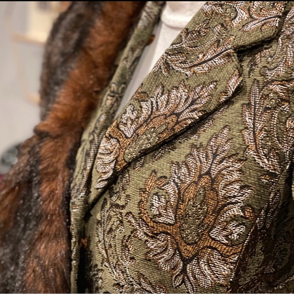 Newport News Faux Fur Vintage Brocade Long Coat Size 6 - Picture 6 of 15